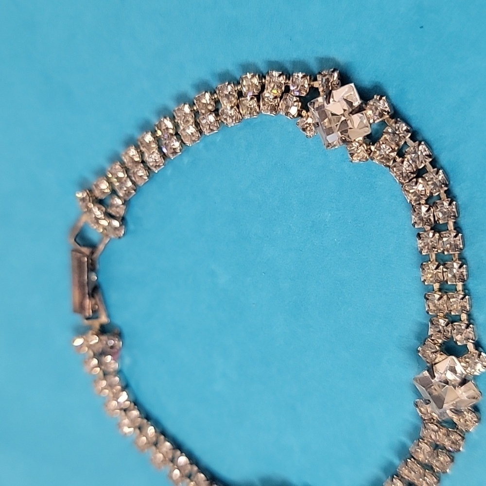 Jeweled Rhinestone Bracelet - Picture 2 of 8